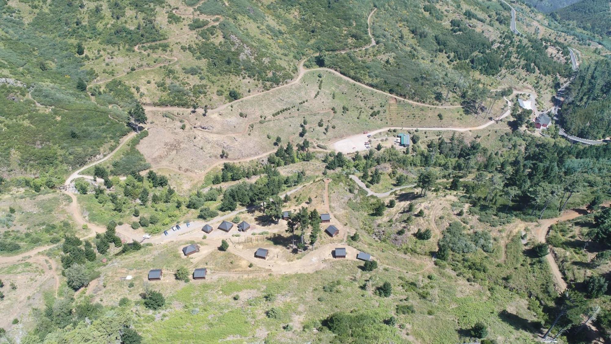 Отель Mountain Eco Shelter 3 Corujeira de Dentro Экстерьер фото